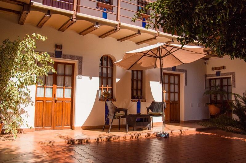 La Escondida Hostal Sucre Exterior foto